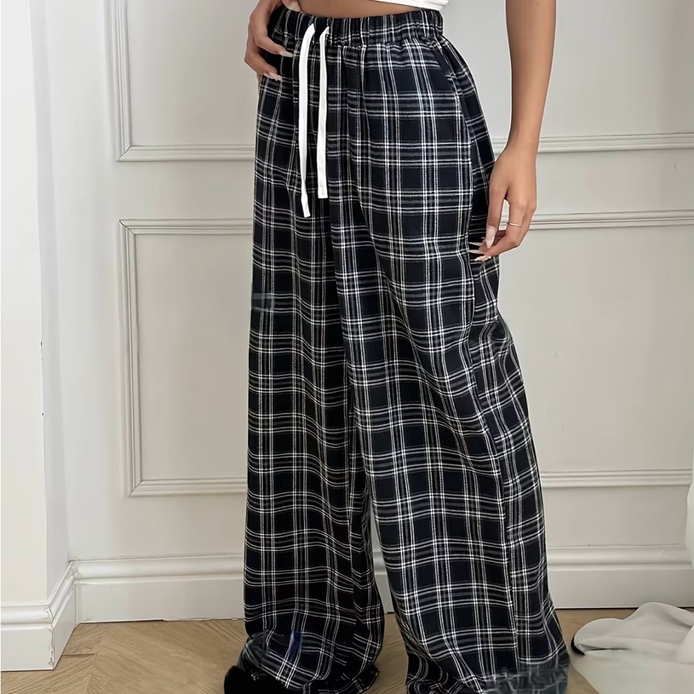 Black and White Plaid Lounge Pants